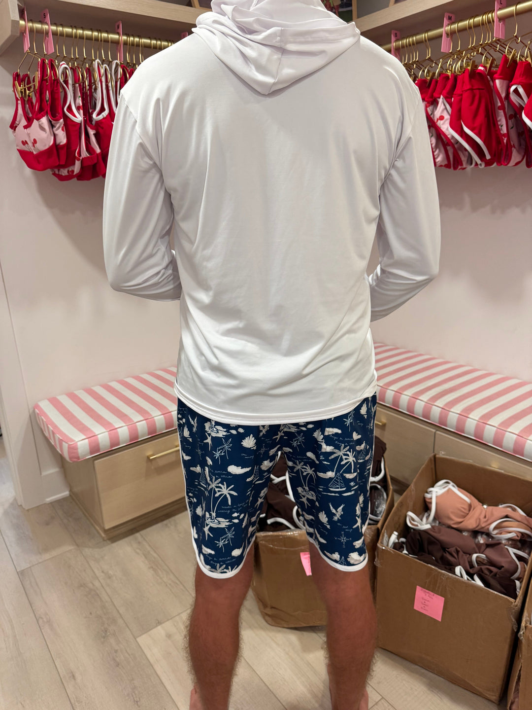 Lainsnow X The Last Mango- Men's Sunset Beach Broadshorts- lyrics